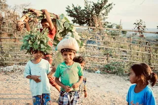 Provide School Meals In Sumba