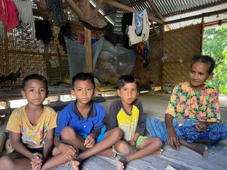 I'm Running The Length of Sumba (215km) to Provide 60,000 School Meals In Indonesia